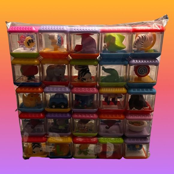 25 Fisher-Price Peekaboo Toddler Sensory Blocks, Animals, Cars - Picture 1 of 2